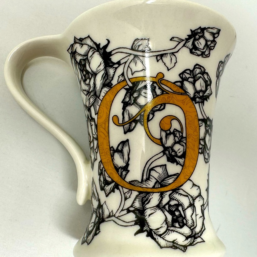 Cypress Initial O coffee mug cup